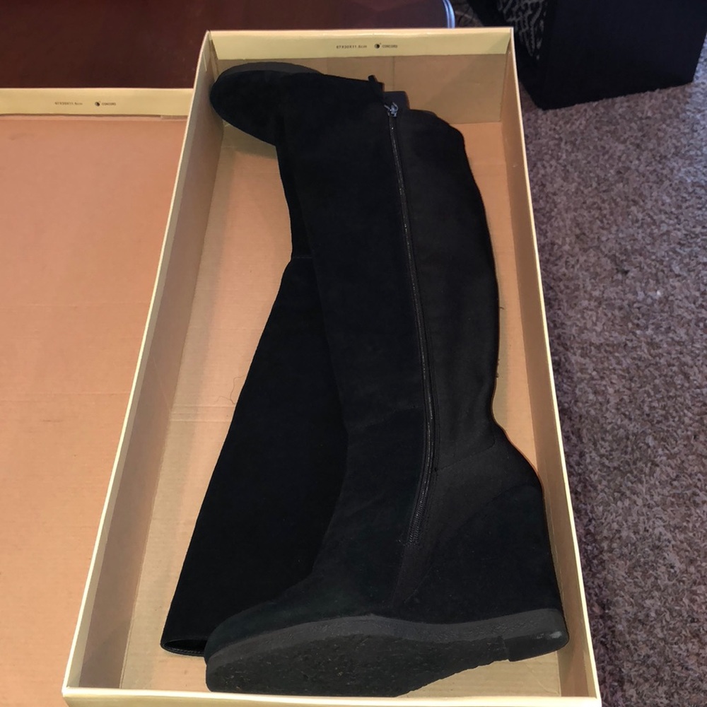 Wedge Black Boots